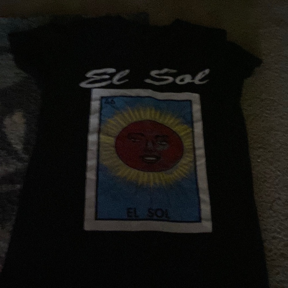 Black tshirt